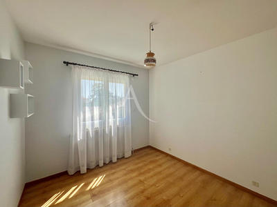 Maison - 163 m² - 7 pièces