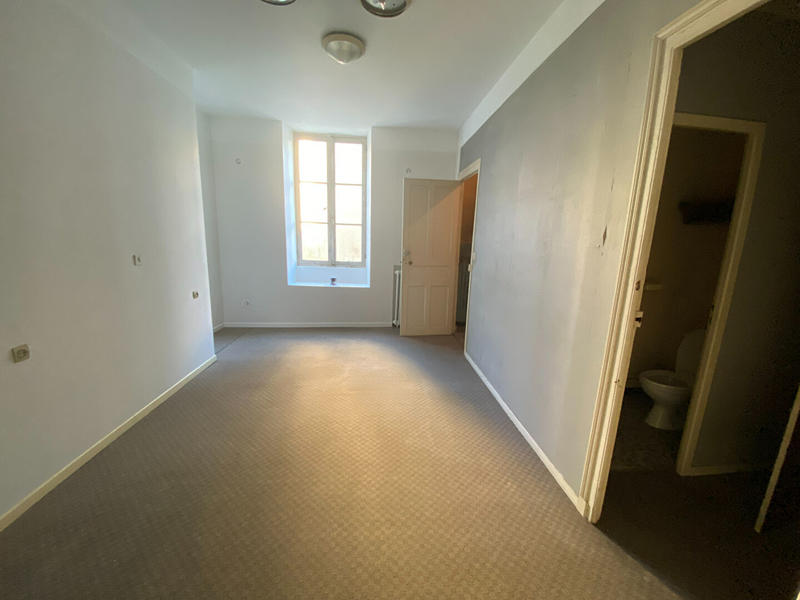 Local commercial - 110 m² - 4 pièces