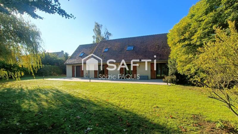 Maison - 240 m² - 8 pièces