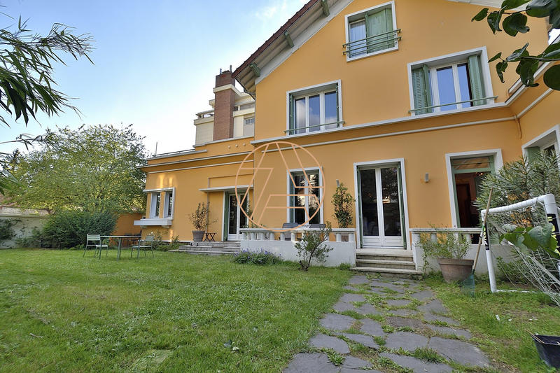 Maison ancienne - 168 m² - 9 pièces