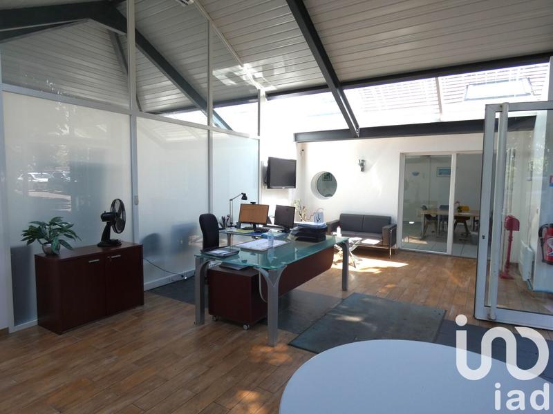 Maison - 383 m² - 7 pièces