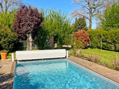 Maison - 192 m² - 7 pièces