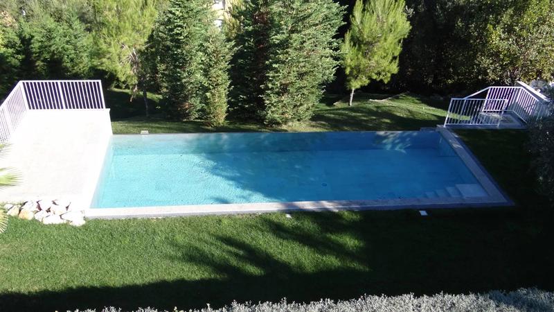 Maison - 185 m² - 6 pièces