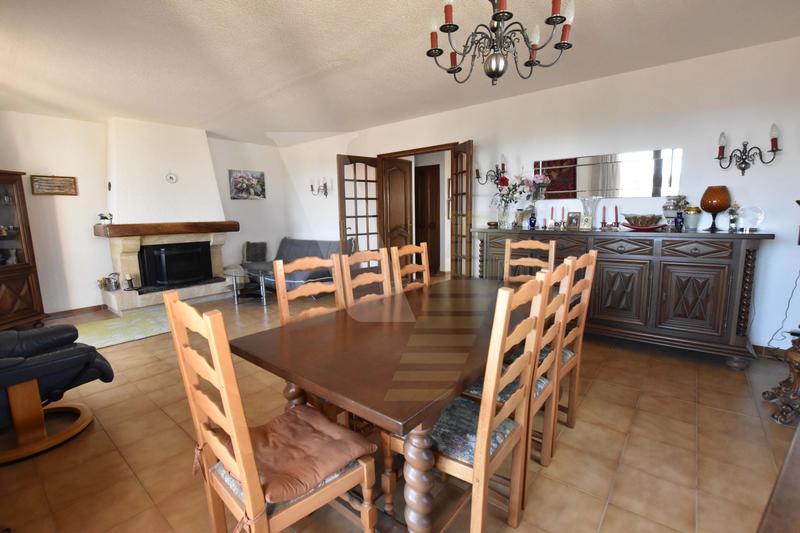 Maison - 143 m² - 6 pièces