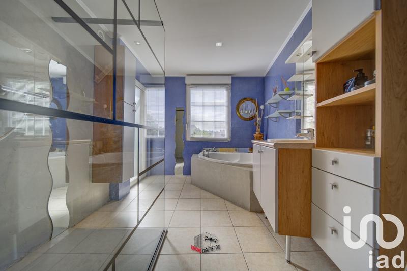 Maison de ville - 183 m² - 9 pièces