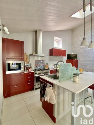 Maison - 185 m² - 6 pièces