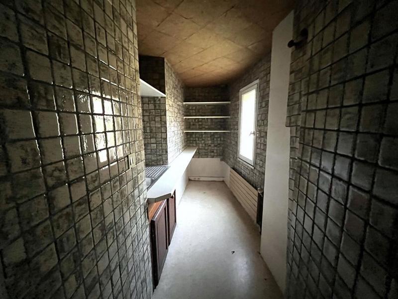 Maison - 260 m² - 12 pièces