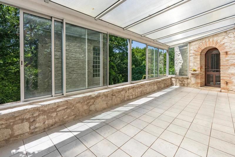 Propriété - 186 m² - 5 pièces