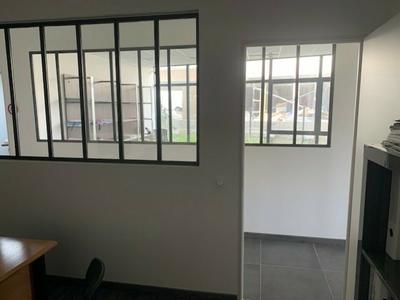 Local commercial - 220 m²