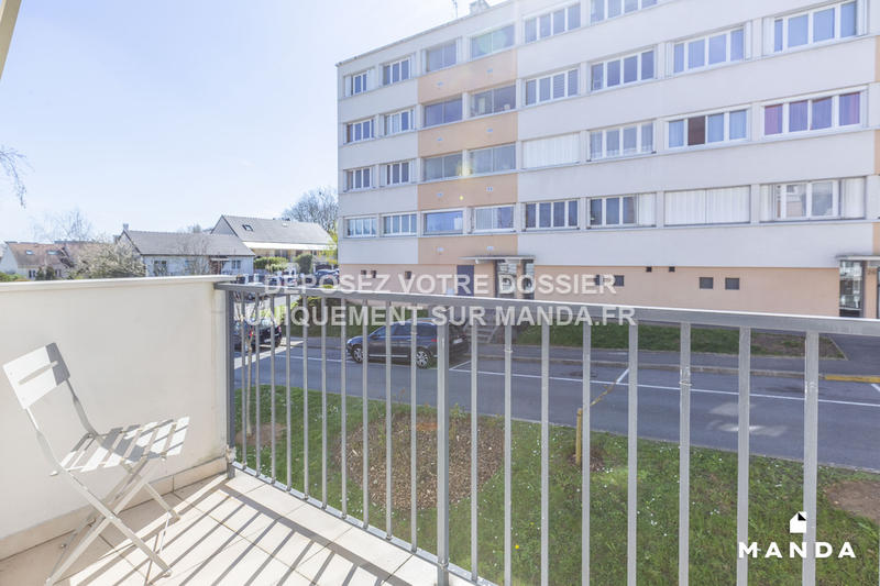 Chambre - 9 m² - 4 pièces