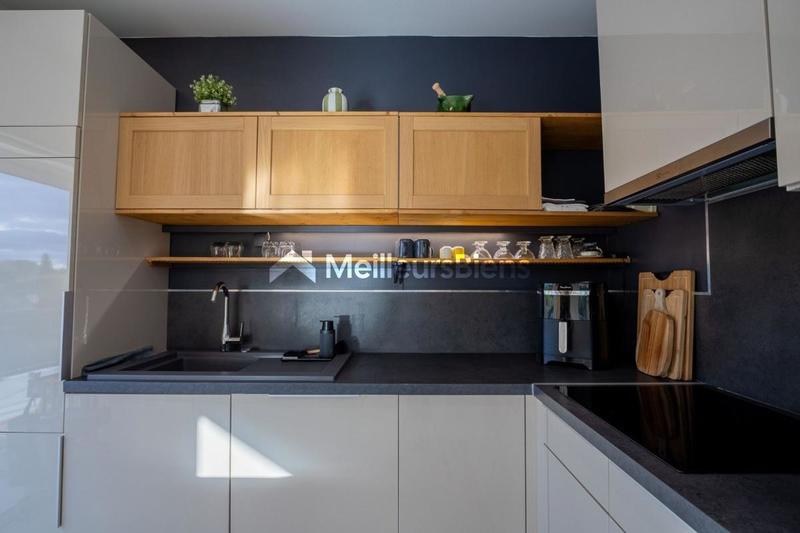 Villa - 188 m² - 8 pièces