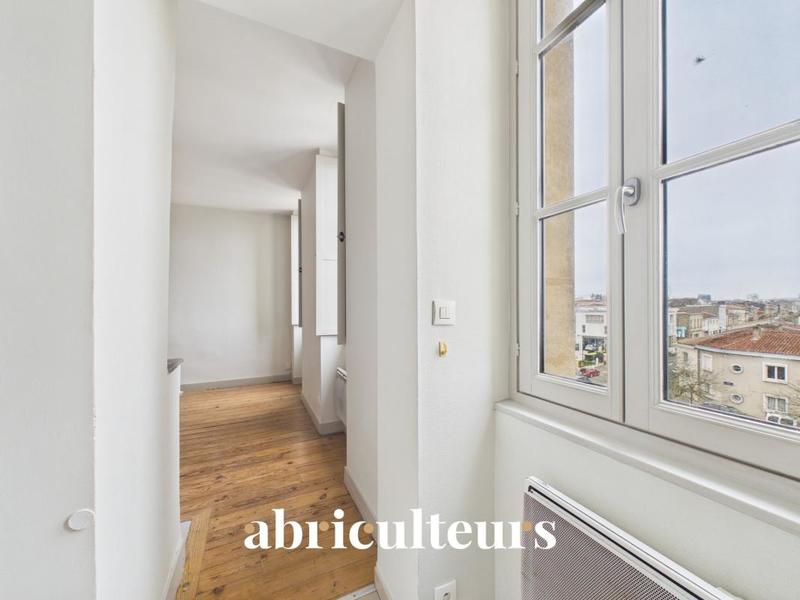 Appartement ancien - 40 m² - 2 pièces