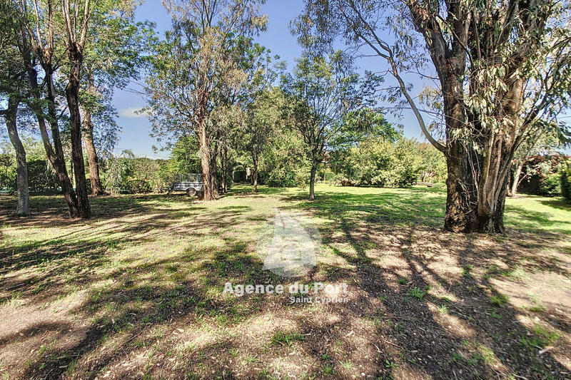 Villa - 221 m² - 9 pièces