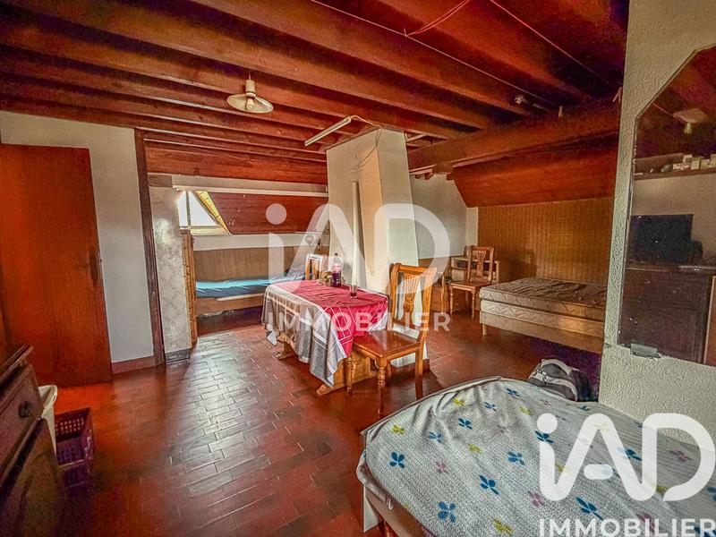 Maison - 198 m² - 6 pièces