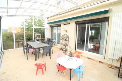 Maison - 201 m² - 10 pièces