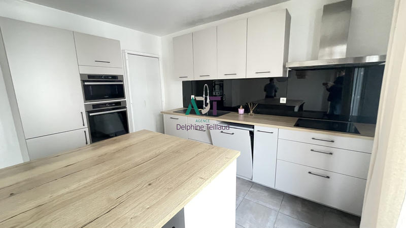 Appartement - 87 m² - 4 pièces