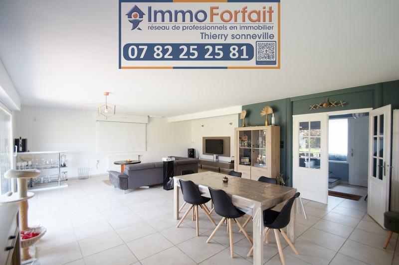 Maison - 201 m² - 7 pièces