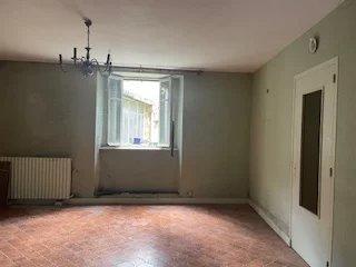 Maison de village - 120 m² - 9 pièces