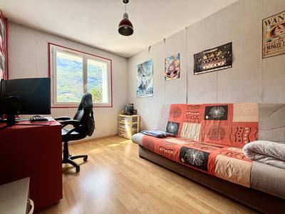 Appartement - 60 m² - 4 pièces