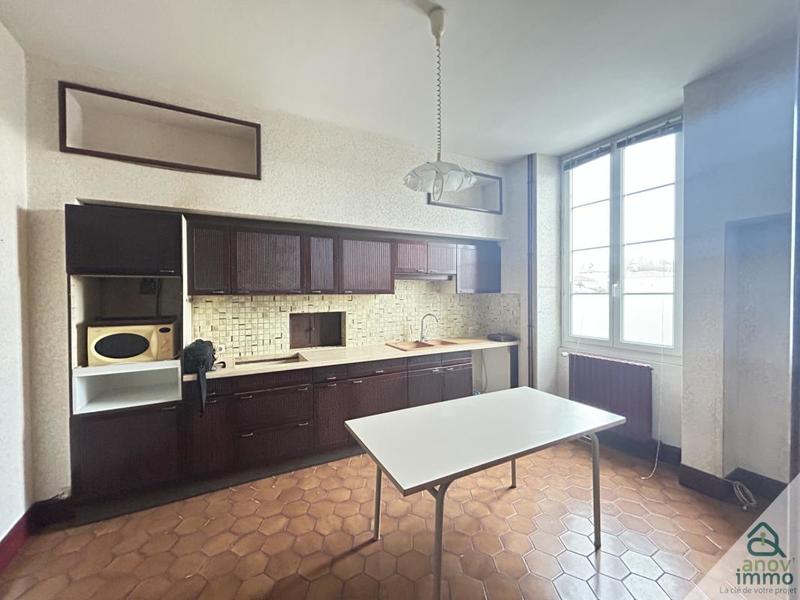 Maison de ville - 350 m² - 10 pièces