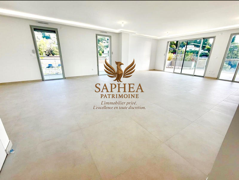 Appartement - 158 m² - 5 pièces