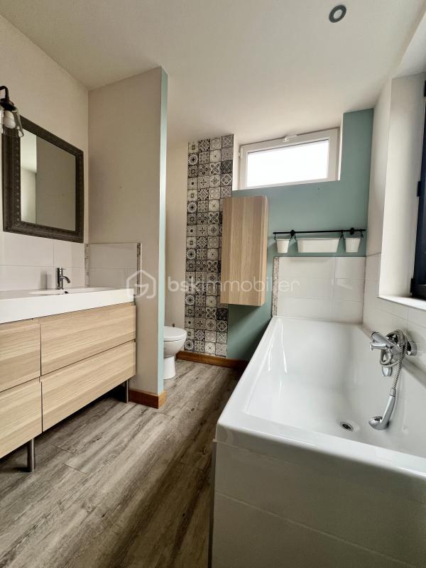 Maison - 105 m² - 5 pièces