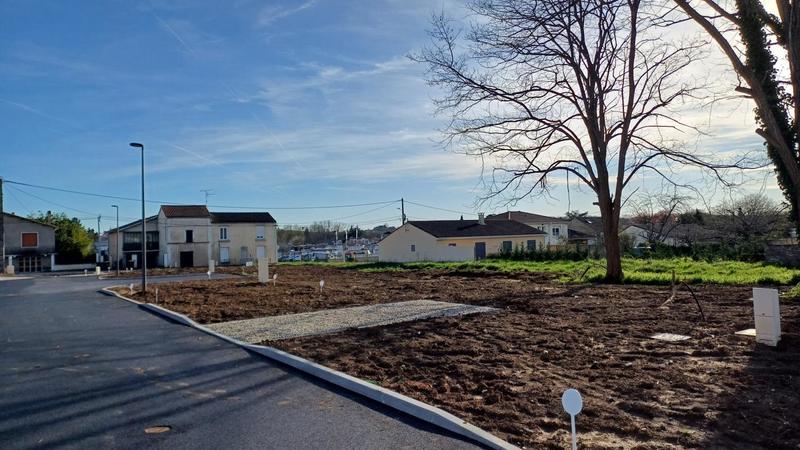 Terrain constructible - 400 m²