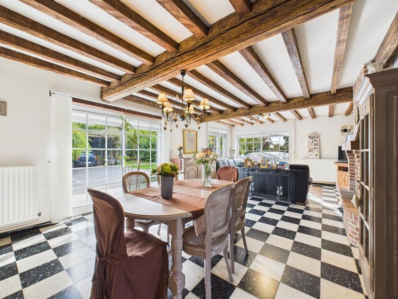 Maison - 178 m² - 7 pièces