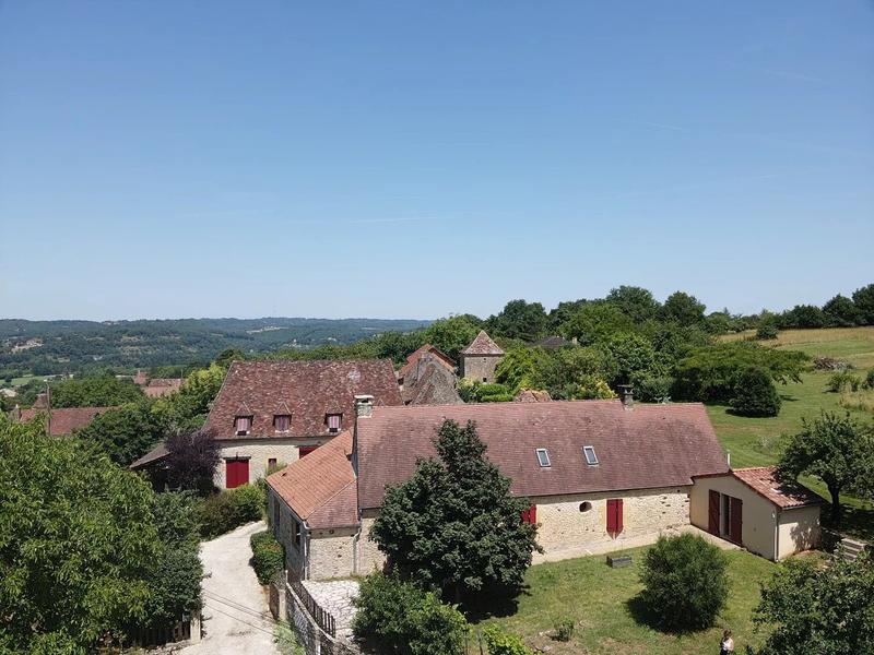 Maison - 150 m² - 11 pièces