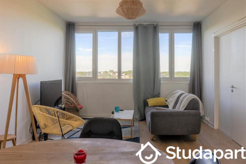 Chambre - 10 m² - 1 pièce