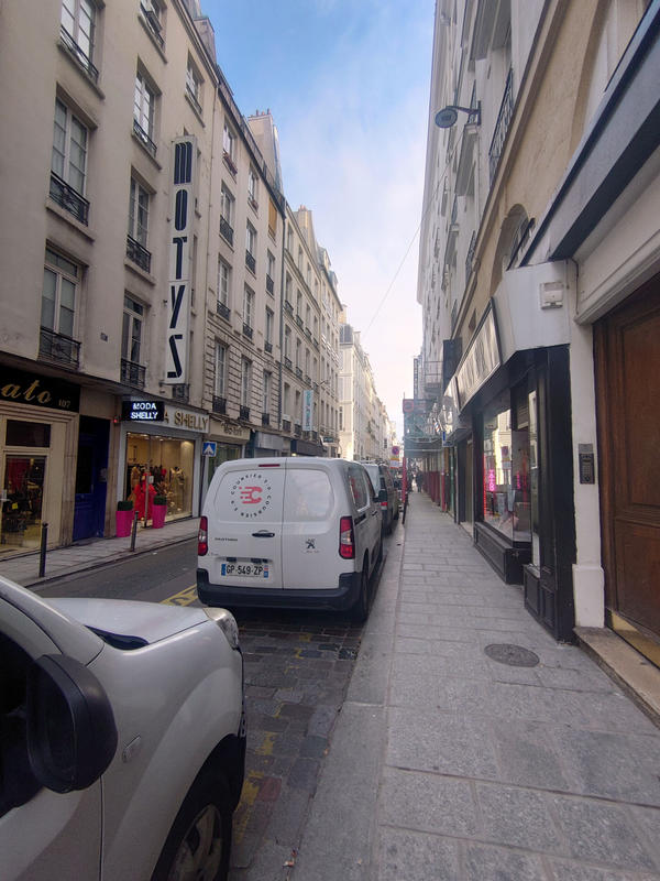 Magasins - 23 m² - 1 pièce