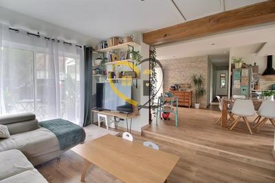 Maison - 107 m² - 4 pièces