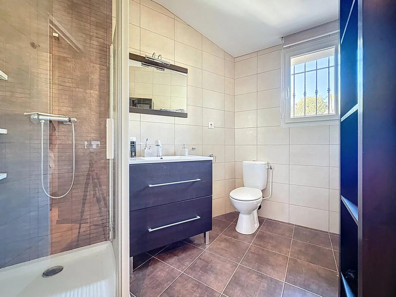 Maison - 190 m² - 5 pièces