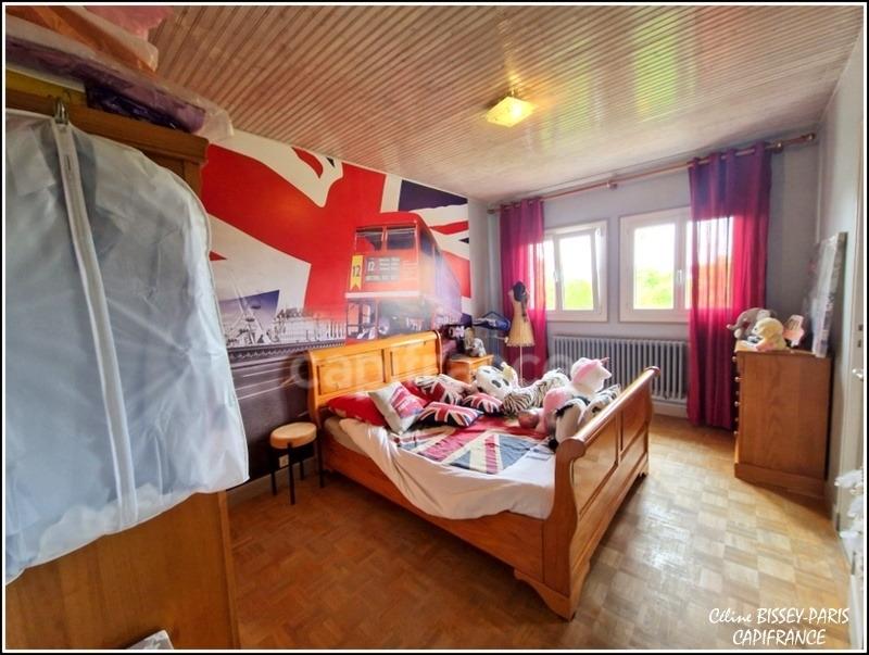 Maison - 170 m² - 5 pièces