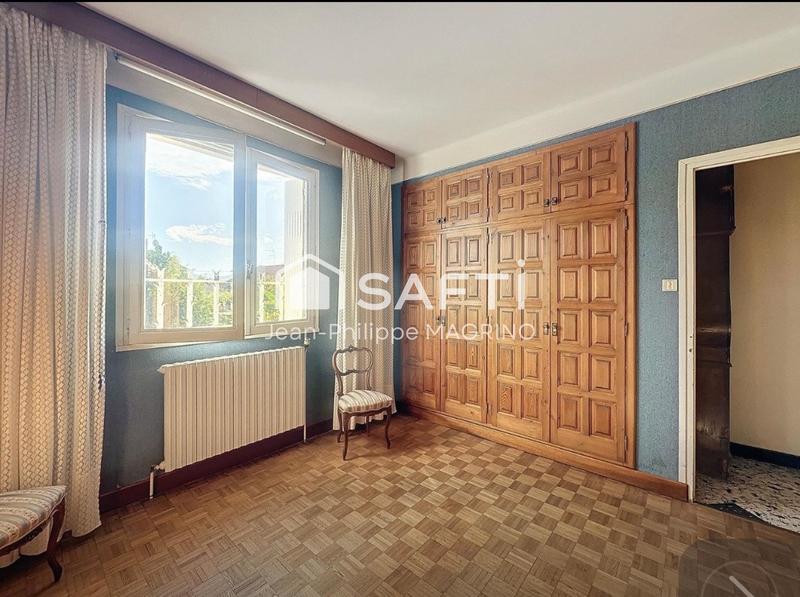 Maison - 160 m² - 5 pièces