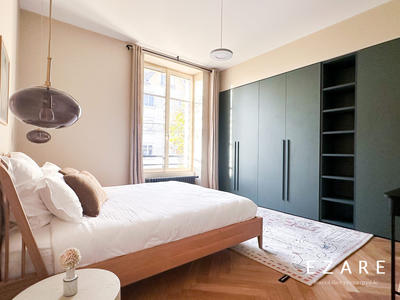 Maison - 206 m² - 7 pièces