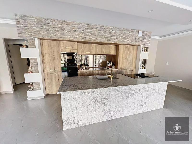 Maison - 130 m² - 6 pièces