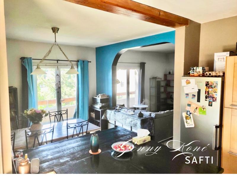 Maison - 112 m² - 4 pièces