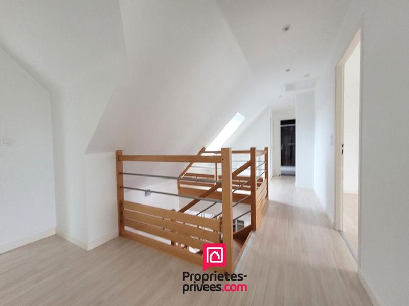 Maison - 165 m² - 7 pièces