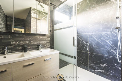 Appartement - 83 m² - 5 pièces