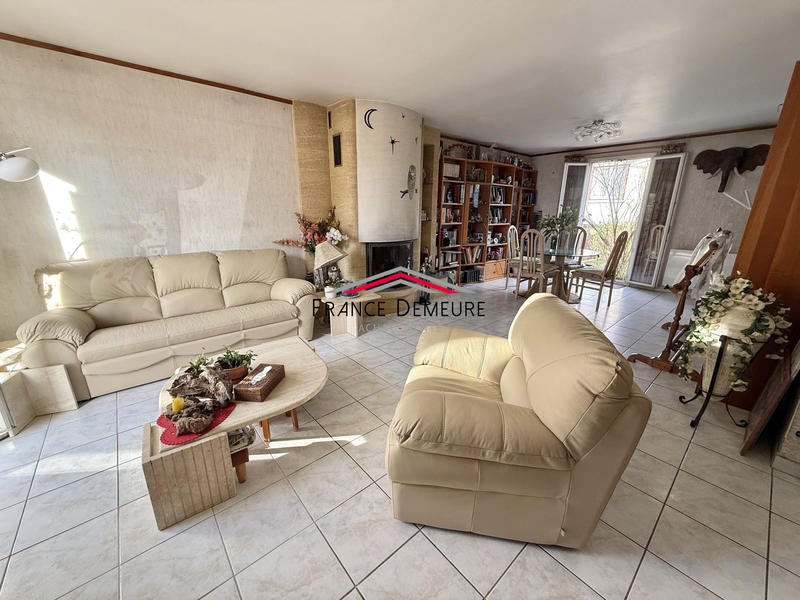 Maison - 140 m² - 7 pièces