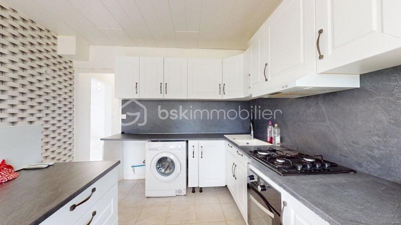 Maison - 86 m² - 4 pièces