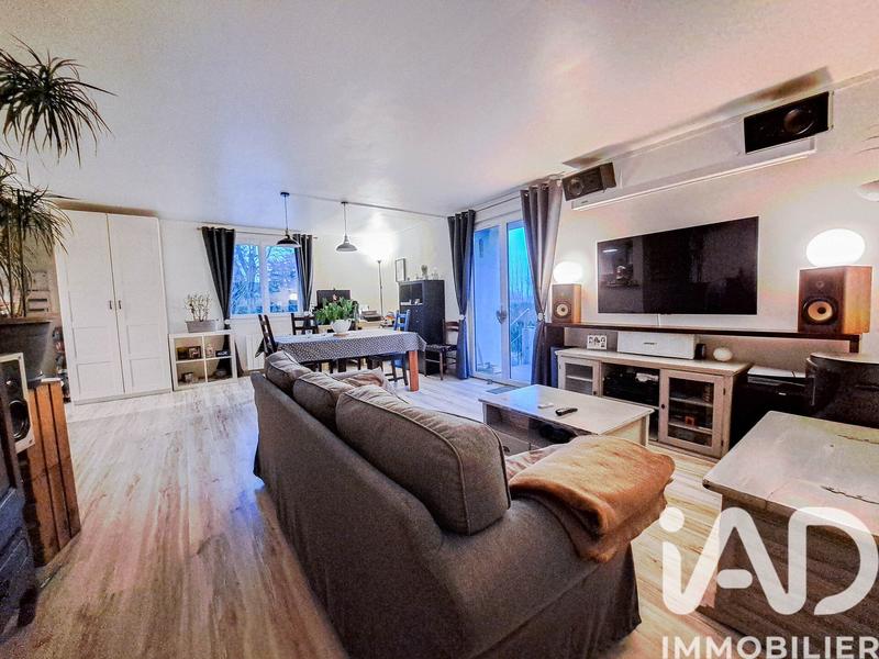 Appartement - 81 m² - 3 pièces