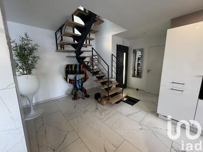 Maison - 115 m² - 4 pièces