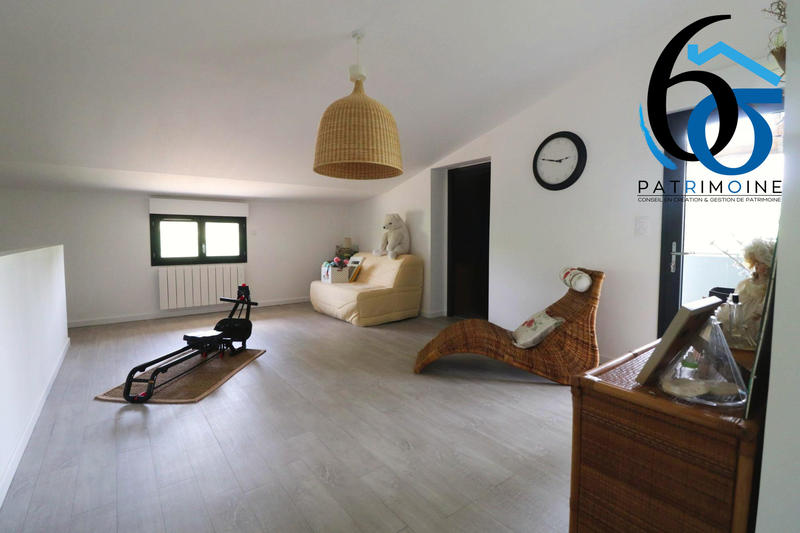 Ferme - 205 m² - 5 pièces