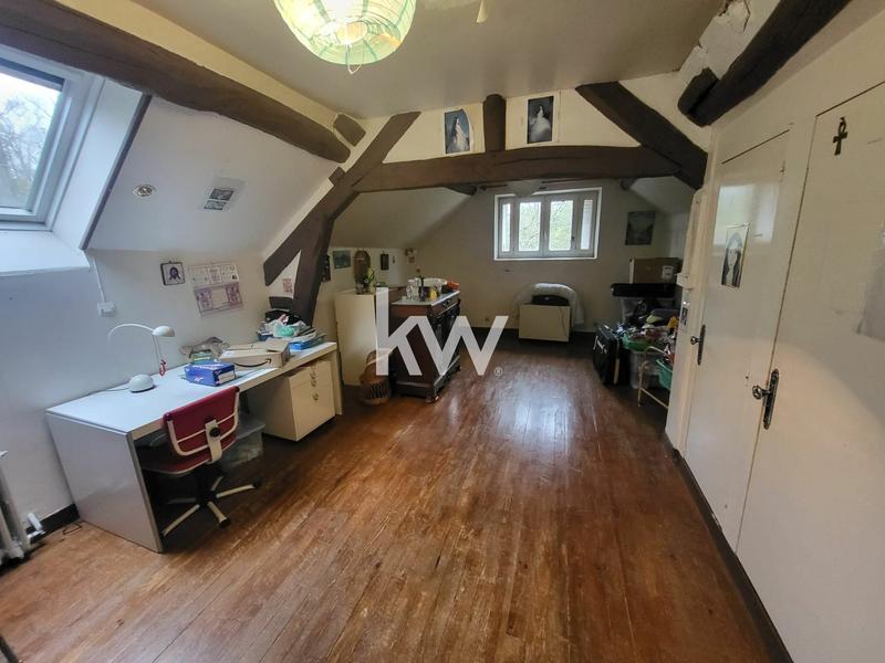 Maison - 257 m² - 11 pièces