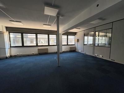 Bureau - 335 m²