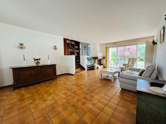 Maison - 122 m² - 4 pièces