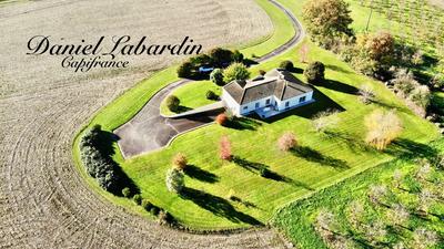 Villa - 188 m² - 6 pièces