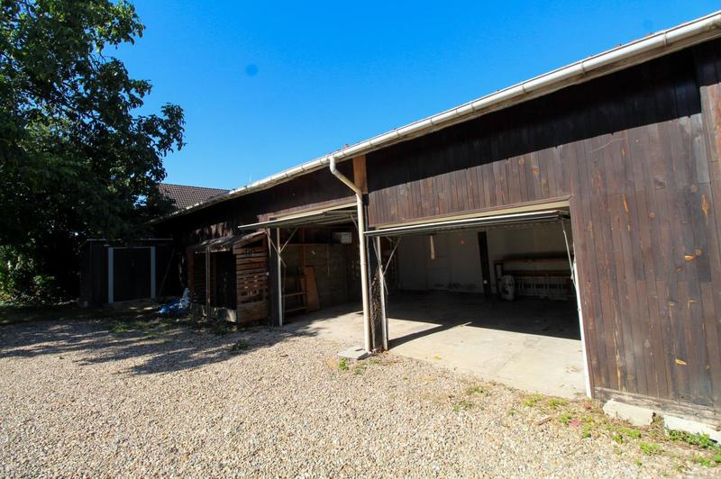 Maison - 251 m² - 12 pièces